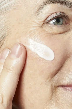 Concentré anti-rides Line Reducing Concentrate à la Vitamine C et Acide Hyaluronique