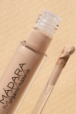 Correcteur anti-cernes