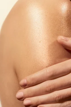 Crème solaire protectrice SPF50 visage et corps