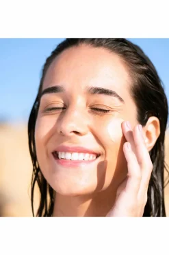 Crème solaire Sun Secure Blur SPF50+