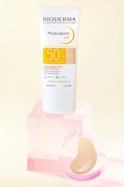 Crème solaire teintée anti-rougeurs Photoderm AR SPF50+
