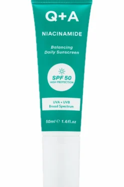 Crème solaire visage équilibrante à la niacinamide SPF50