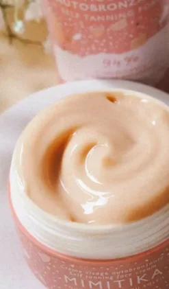 Crème visage autobronzante