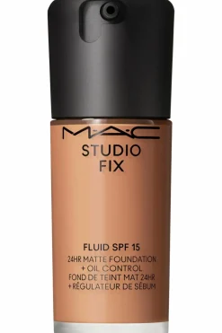 Fond de teint mat Studio Fix SPF15