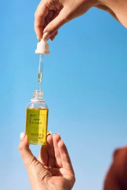 L’huile après-soleil prolongatrice de bronzage