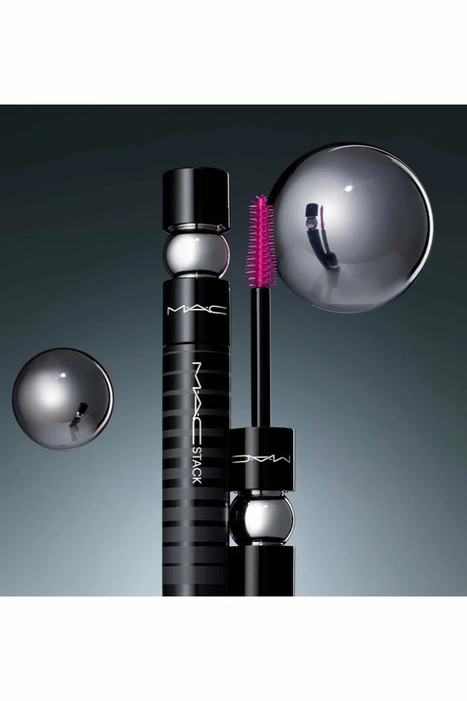 Mascara volume et longueur noir M·A·C Stack Mega Brush