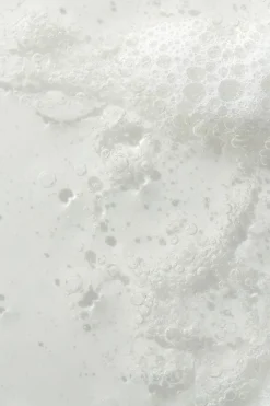 Mousse nettoyante visage à l’acide glycolique