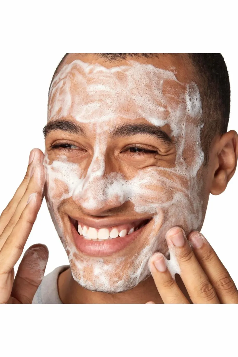 Nettoyant solide concentré hydratant pour tous types de peaux Ultra Facial