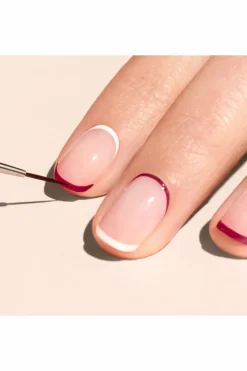 Pinceau liner nail art