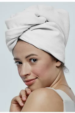 Serviette absorbante pour cheveux blanche