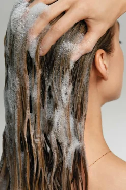 Shampoing anti-frisottis