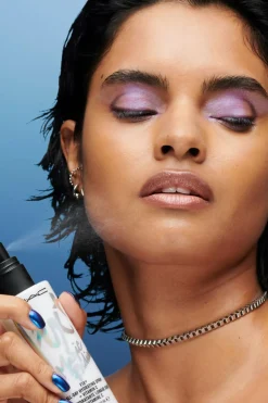 Spray fixateur de maquillage Fix+ Magic Radiance