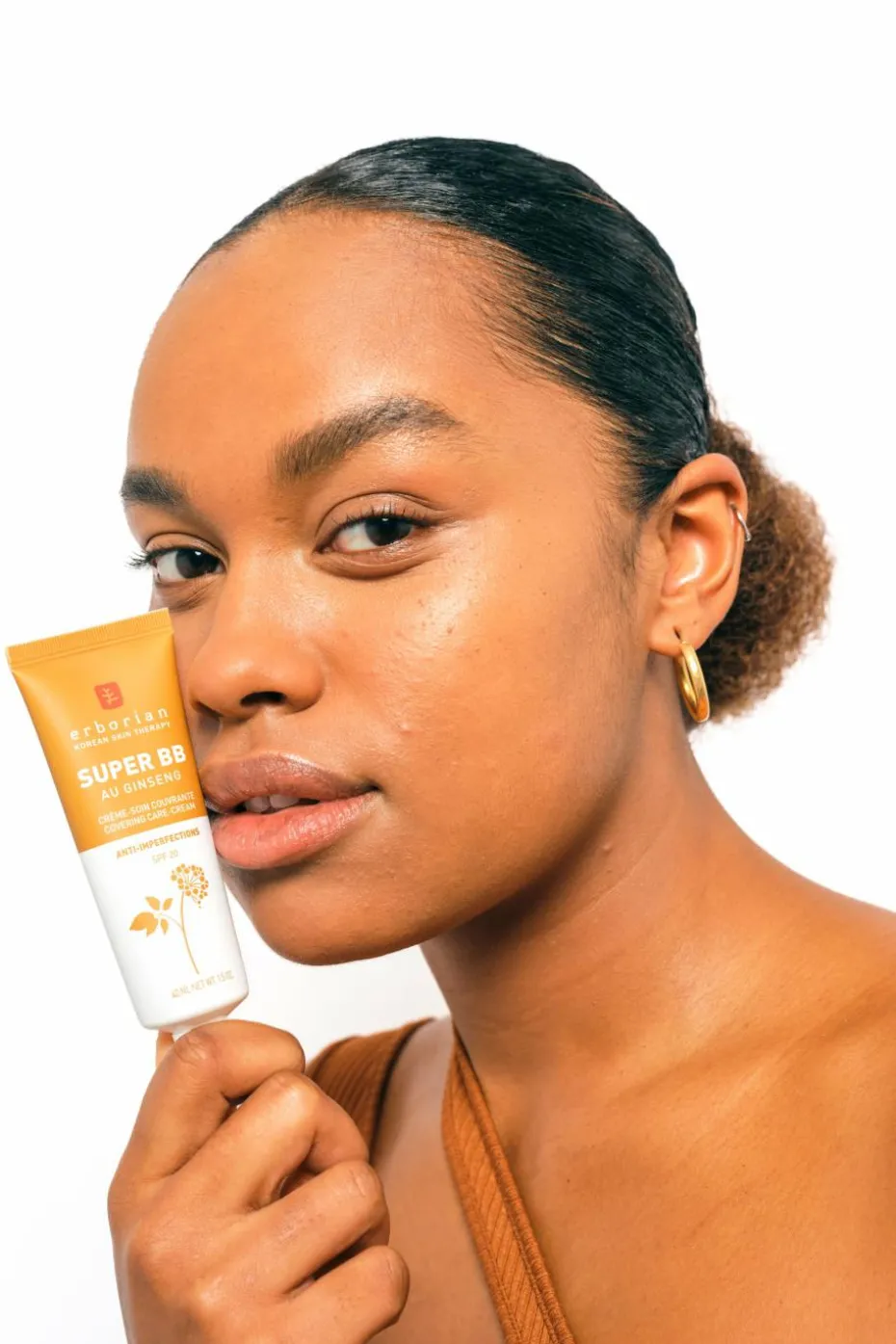 Super BB Crème couvrante anti-imperfections teinte caramel SPF20