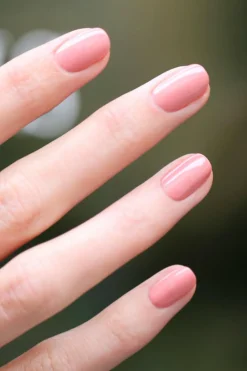 Vernis semi-permanent Green Flash Les roses