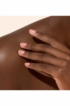 Vernis soin ultra-brillant Active Glow Cranberry